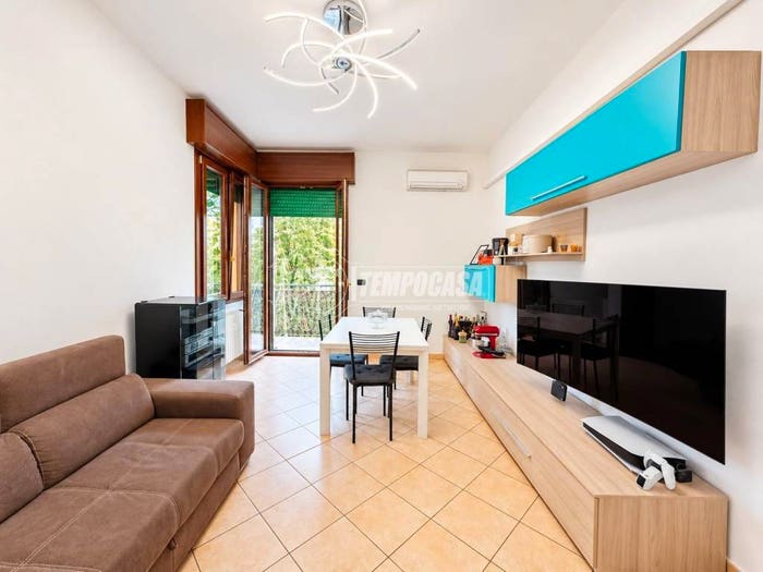Appartamento quadrilocale in vendita in Via Bernardino di Betto Pinturicchio, Santa Viola, Bologna