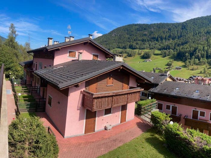 Appartamento trilocale in vendita in Via Giuseppe Tovini, Corteno Golgi