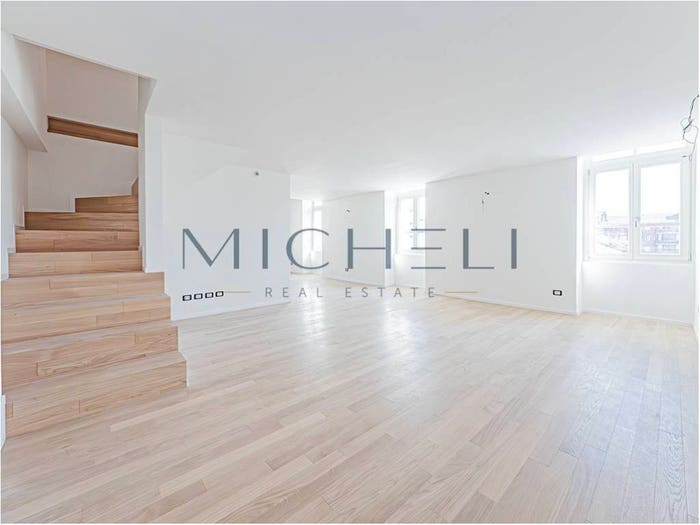 Appartamento trilocale in vendita in Via Antonio Ghislanzoni, Centro, Lecco