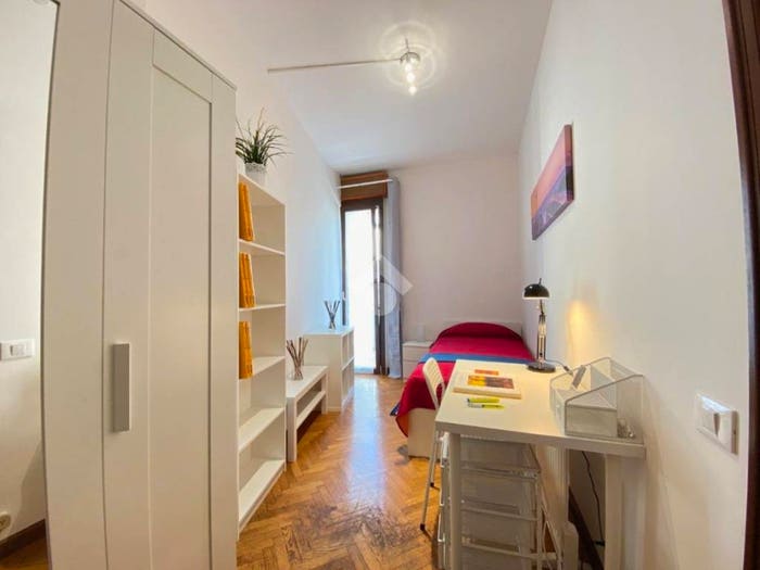 Appartamento trilocale in vendita in Via Pietro Giardini, Villaggio Zeta, Modena