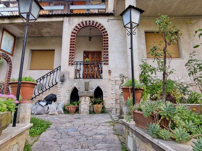 Appartamento quadrilocale in vendita in Via di Cervara, Arsoli