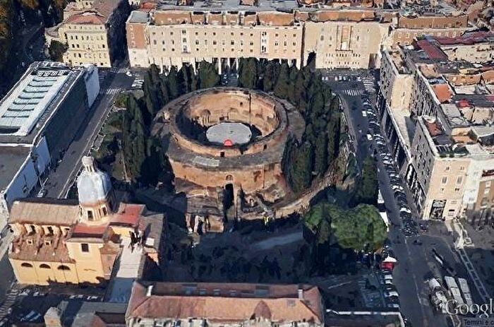 Appartamento trilocale in vendita in Via di Monte d'Oro, Montecitorio, Roma