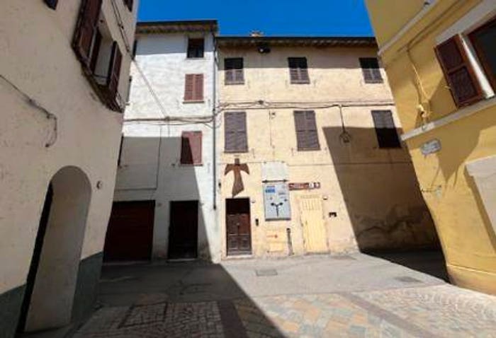 Appartamento quadrilocale in vendita in Via Del Convitto, Centro, Cannara