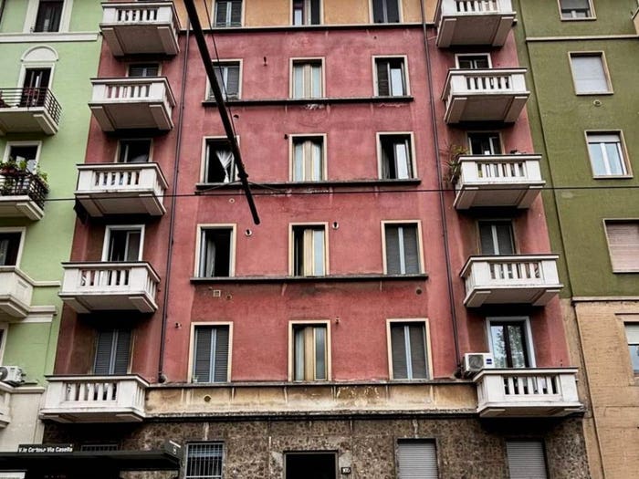Appartamento bilocale in vendita in Viale Certosa, Certosa, Milano