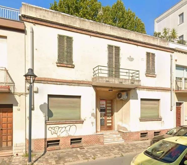 Casa con 6 locali in vendita in via Roma, Centro Storico, Rimini