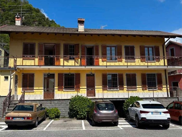 Casa con 6 locali in vendita in Via Cicogna, Rovegro, San Bernardino Verbano