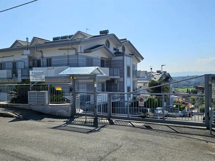 Appartamento trilocale in vendita in Via Appennini, Santa Lucia, Fonte Nuova