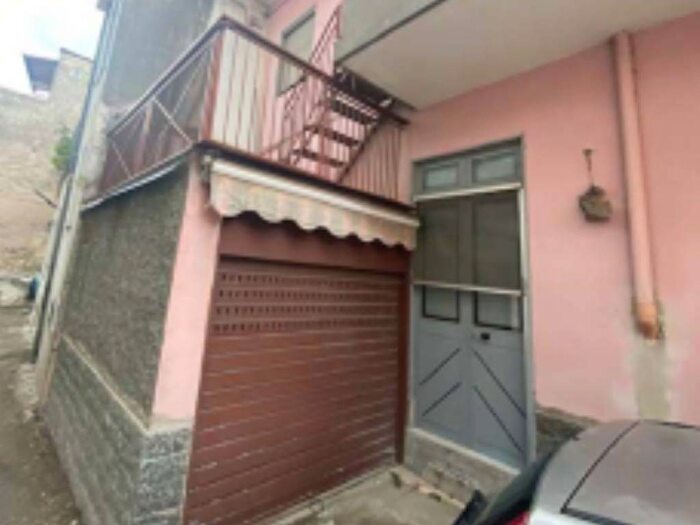 Appartamento trilocale in vendita in Via Enzo Ferrari, Centro, Palma Campania
