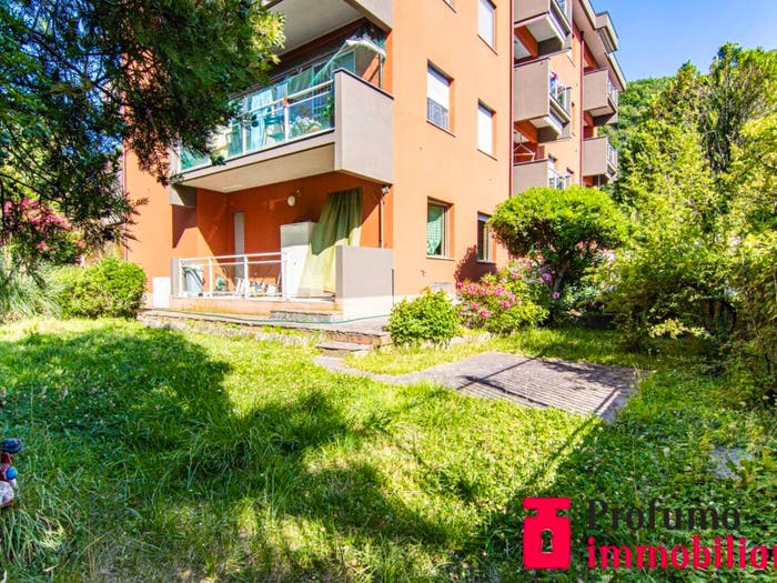 Appartamento con 6 locali in vendita in Via Val d'Aveto, Molassana, Genova