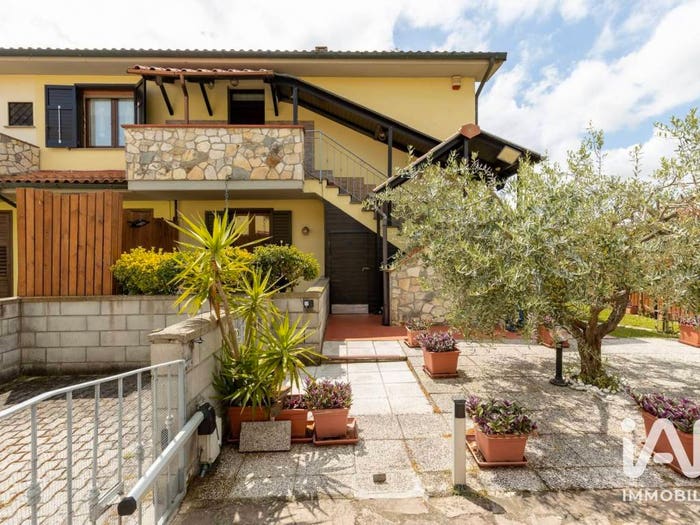 Appartamento trilocale in vendita in Via Della Prata, La Rotta Pietroconti, Pontedera