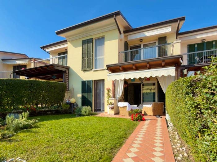 Appartamento trilocale in vendita in Via Prais, Centro, Padenghe sul Garda