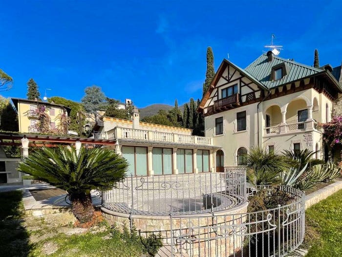 Casa con 6 locali in vendita in VIA DEI COLLI, Gardone Riviera