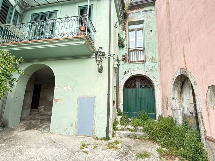 Appartamento bilocale in vendita in Via Provinciale, Contrada
