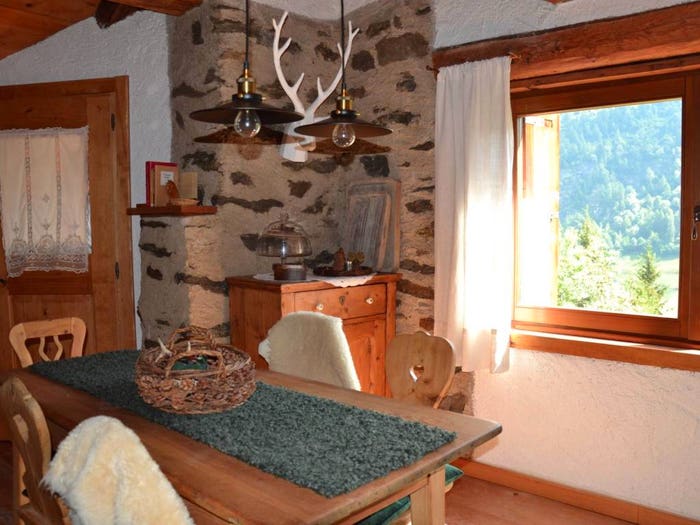 Casa con 5 locali in vendita in Via Cesare Battisti, Peio