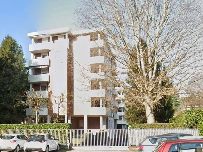Appartamento con 6 locali in vendita in Via Carlo Noè A, Ronchi, Gallarate