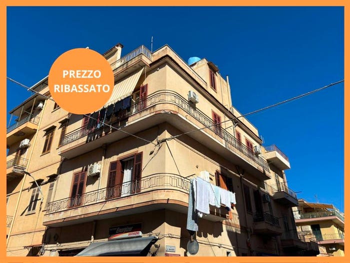 Appartamento quadrilocale in vendita in Via Salvatore Speciale, Centro, Bagheria