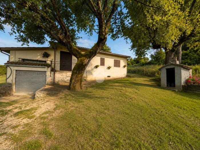 Casa trilocale in vendita in Località capo dai piedi, Bassano in Teverina