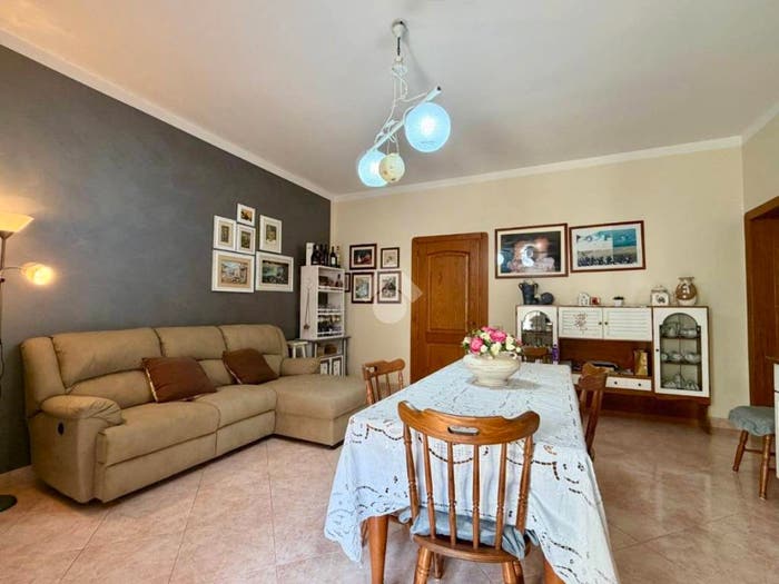 Appartamento quadrilocale in vendita in Via giovanni pascoli, Centro, Lizzanello