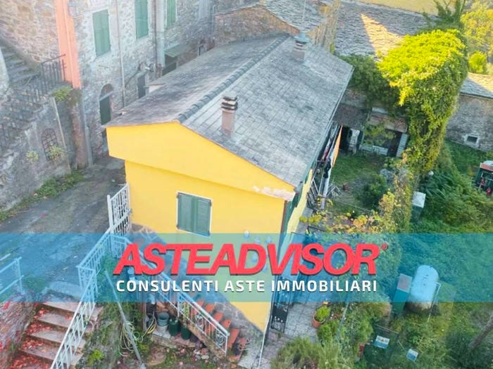 Casa con 6 locali in vendita in Località Montalto Ligure Via Montà, Montalto Carpasio