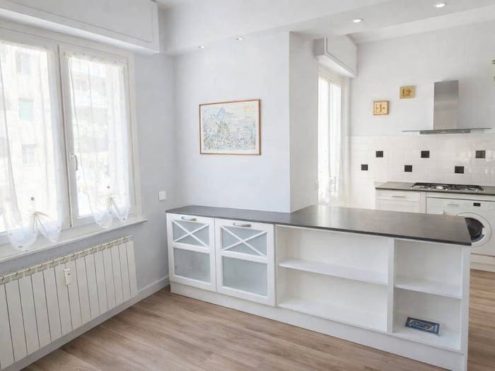 Appartamento quadrilocale in vendita in Via Stefanina Moro, Quezzi, Genova
