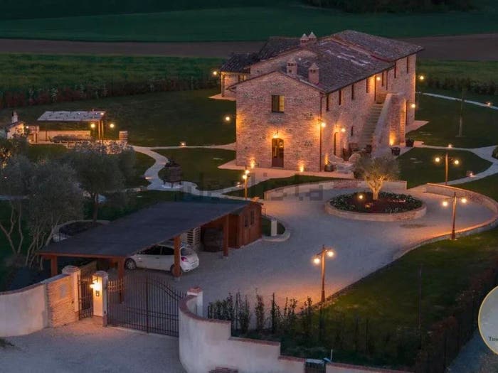 Casa con 6 locali in vendita in Centro, Cortona
