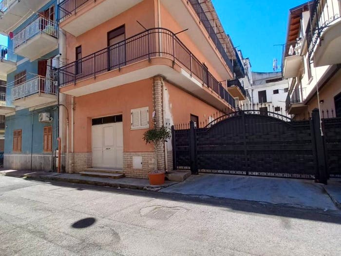 Casa quadrilocale in vendita in Via Nazario Sauro, Centro, Altavilla Milicia