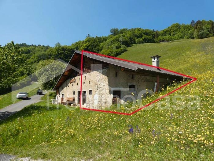 Casa trilocale in vendita in Pieve di BonoPrezzo