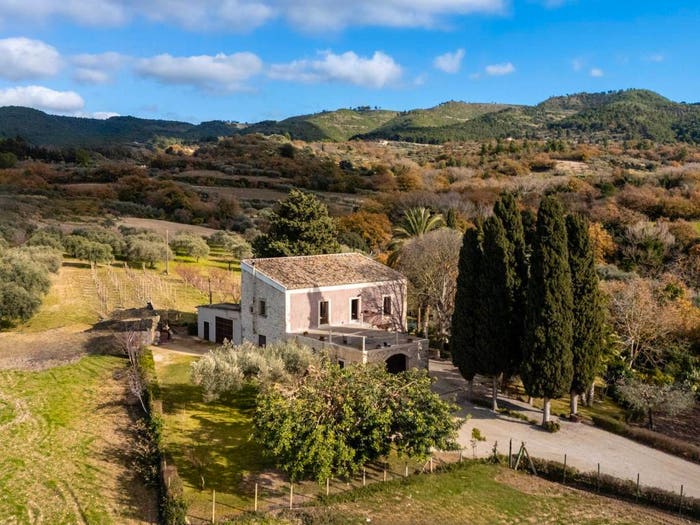 Casa con 5 locali in vendita in Cda Passo Carrubba, Chiaramonte Gulfi