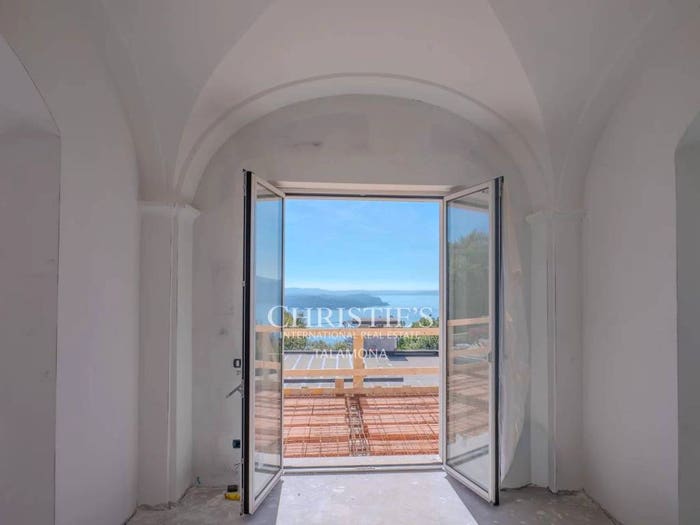 Appartamento con 6 locali in vendita in Via Scavini, Arizzano