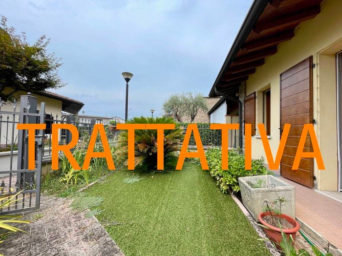 Appartamento trilocale in vendita in Via Alcide De Gasperi, Centro, Lograto