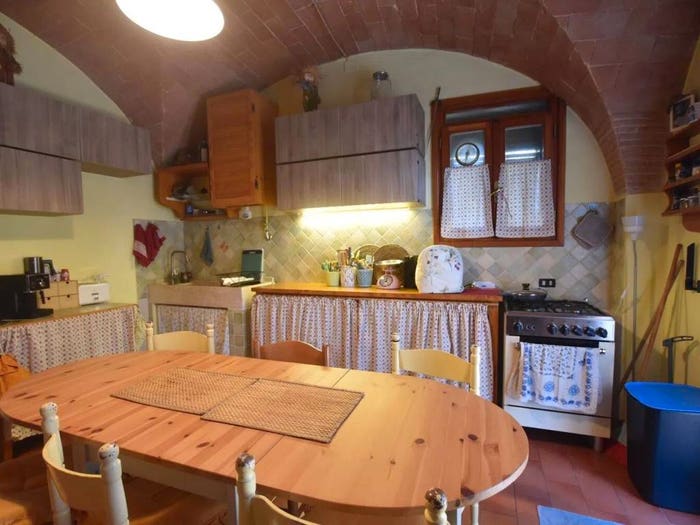 Appartamento con 6 locali in vendita in Via Orazio Bacci, Castelfiorentino