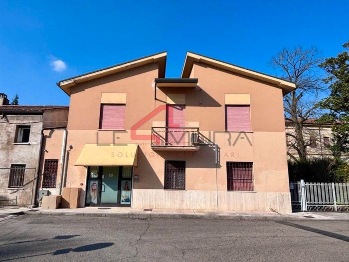 Casa con 6 locali in vendita in Centro, Gazzo Veronese
