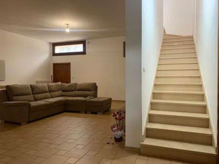 Appartamento con 6 locali in vendita in Via A Conte, Monteroni di Lecce