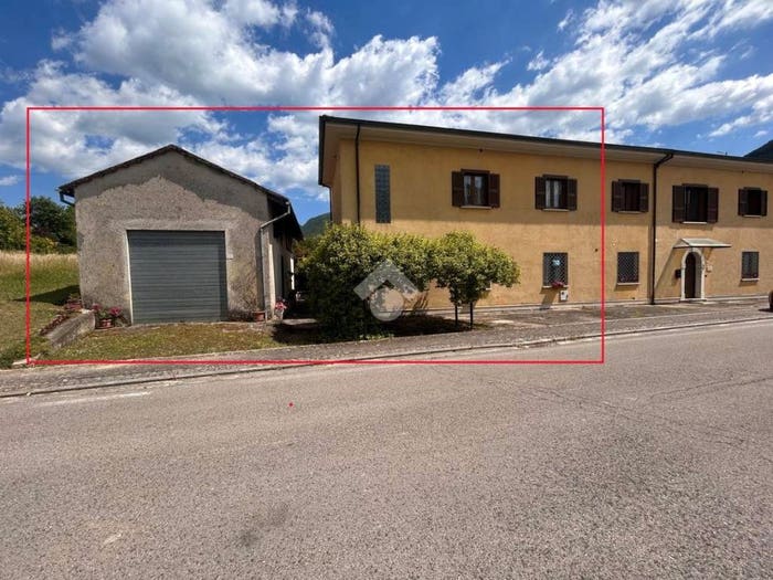 Casa con 5 locali in vendita in Viale Parco delle Rimembranze, Centro, Villa Latina