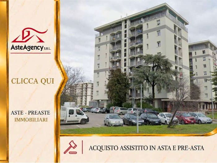 Appartamento quadrilocale in vendita in Piazza affari, Centro, Verdellino