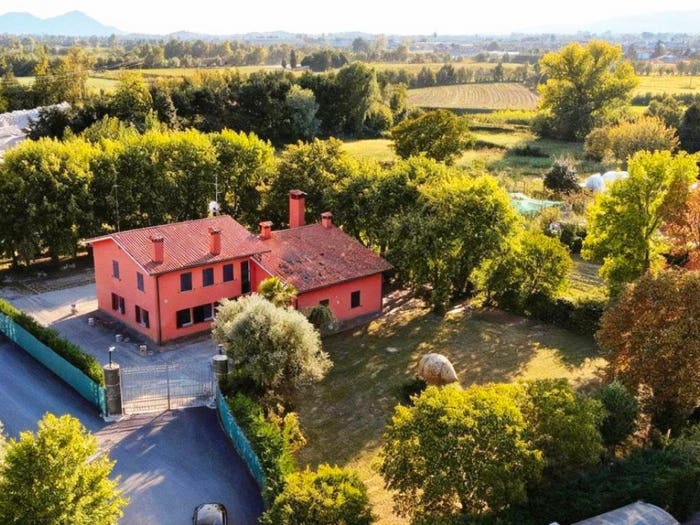 Casa con 6 locali in vendita in VIA CORNOLEO DI SOPRA, Frazioni di Camisano Vicentino, Camisano Vicentino