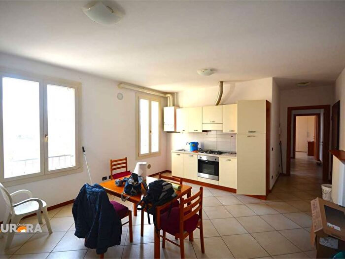 Appartamento trilocale in vendita in via Brandoli Centro, San Pietro, San Prospero