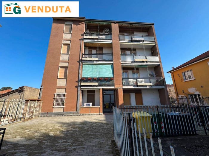 Appartamento trilocale in vendita in Via Montebolone, Viale Cremona, Pavia