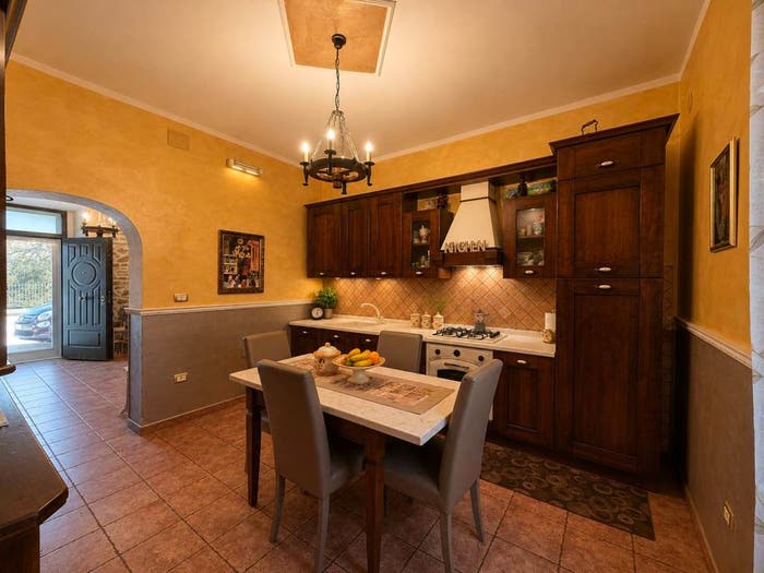 Casa trilocale in vendita in Via Europa, San Pelino, Avezzano