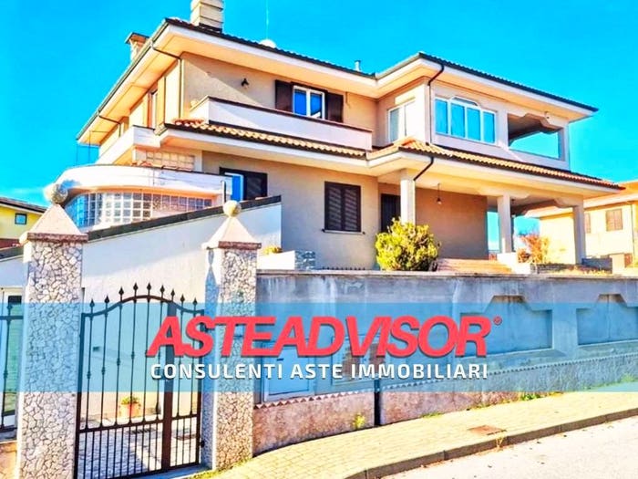 Casa con 6 locali in vendita in Via XXV Aprile, Centro, Bene Vagienna