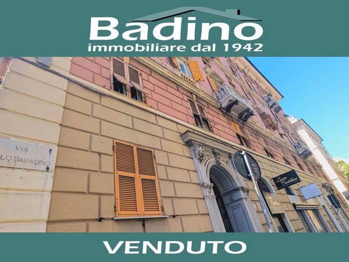 Appartamento trilocale in vendita in Via Carlo Barabino, Foce, Genova