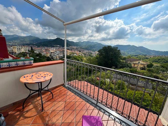 Appartamento quadrilocale in vendita in Via Giuseppe della Corte, Cava de' Tirreni