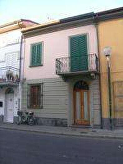 Casa con 5 locali in vendita in Terminetto Migliarina, Viareggio