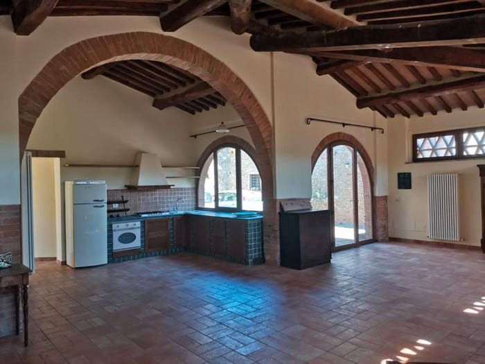 Casa con 6 locali in vendita in Monteriggioni
