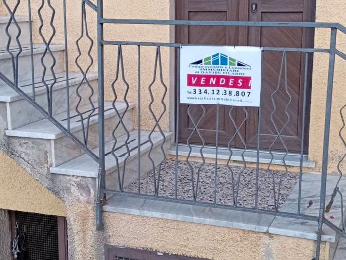 Appartamento trilocale in vendita in Via Mario Pagano, Pietrapertosa