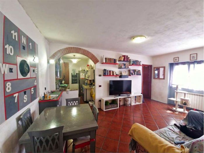 Appartamento quadrilocale in vendita in Via ai Chiosi, Pisano