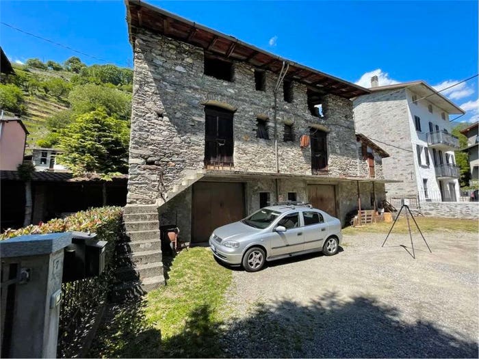 Casa con 6 locali in vendita in Via Morano, Centro, Ardenno
