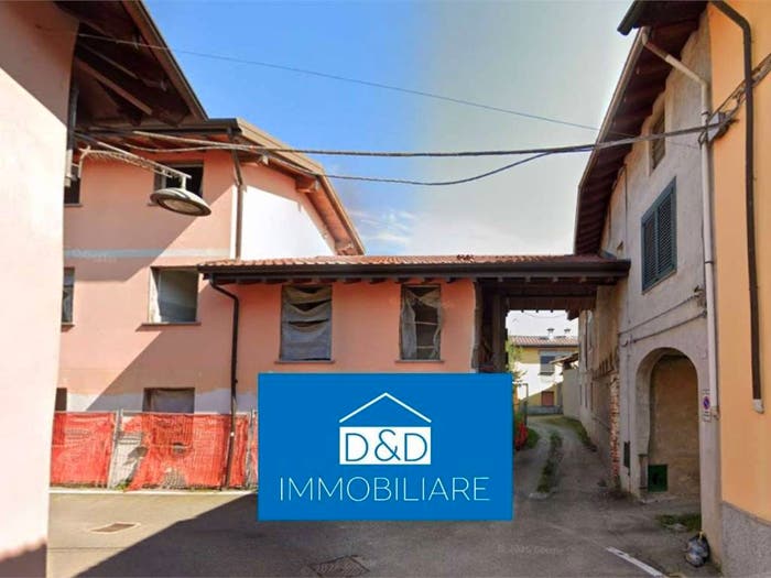 Casa con 6 locali in vendita in Via Bono, Vaprio d'Agogna
