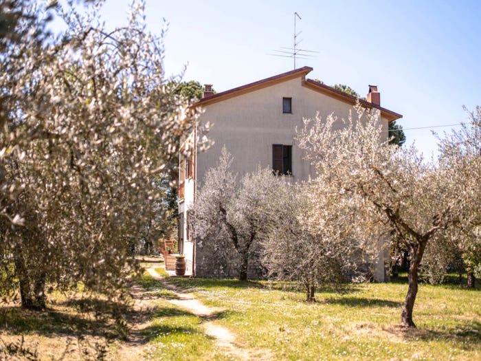 Casa con 6 locali in vendita in Via Barricate, Centro, Città della Pieve