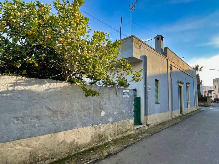 Casa quadrilocale in vendita in Via Bologna, Centro, Andrano